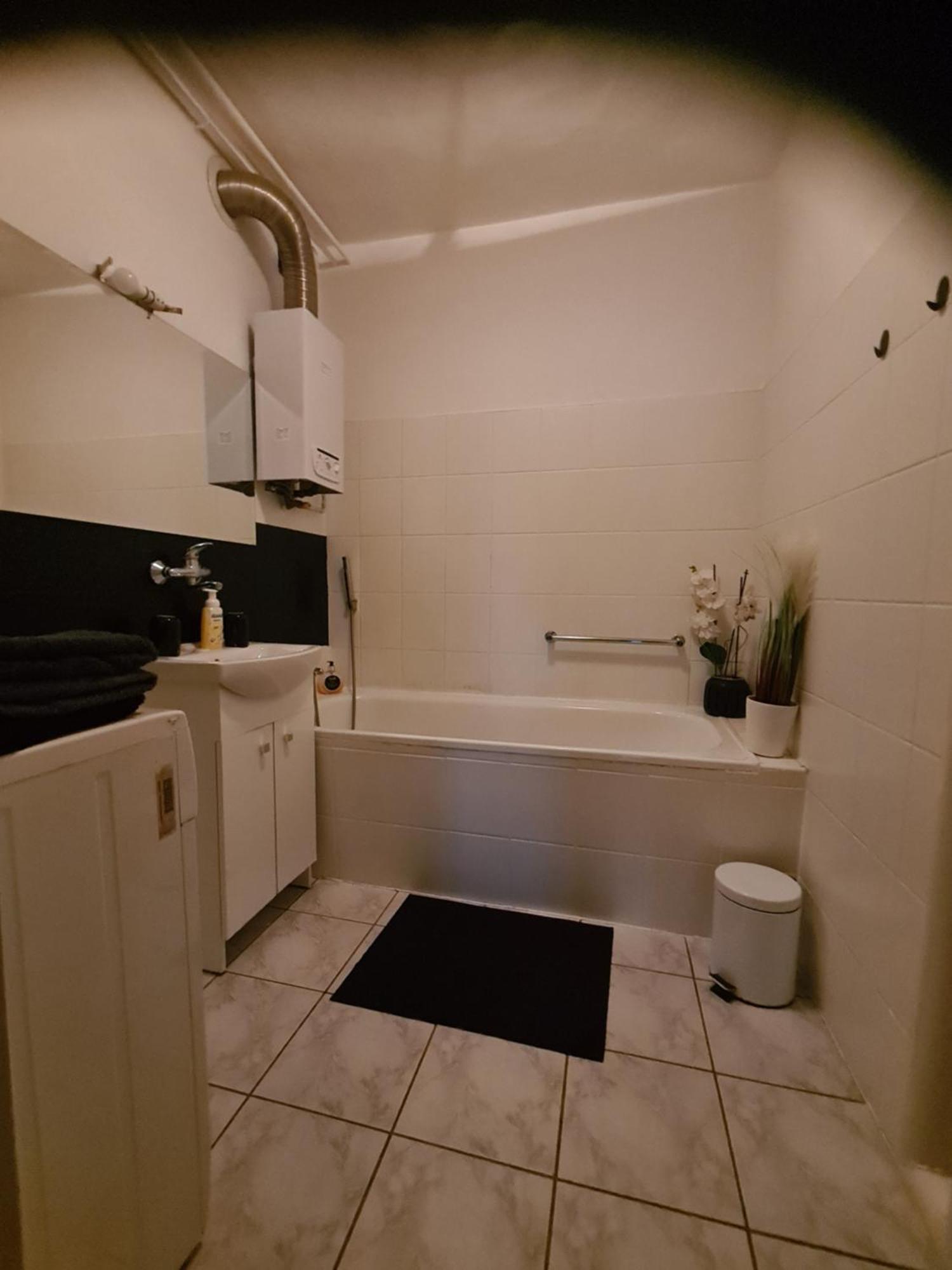 אוסטראון Apartament Osiedle Centrum 5 מראה חיצוני תמונה